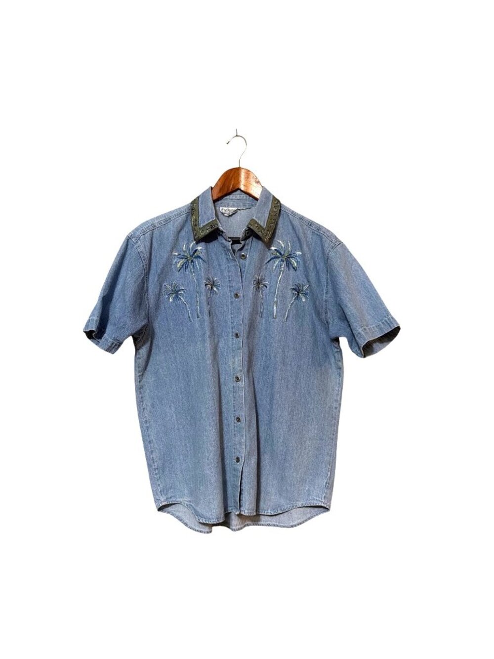 Vintage Capacity Denim Shirt With Embroidered Palm Trees And Contrast Collar Sho